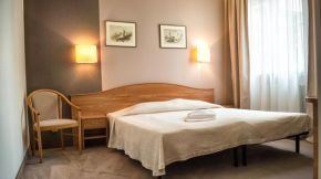Отель Hotel Gaja  Варшава
